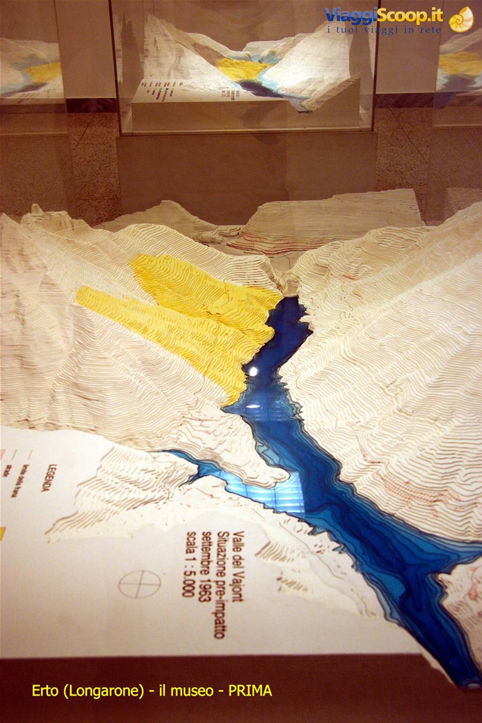 Erto (Longarone) - il museo - plastico con valle prima della frana