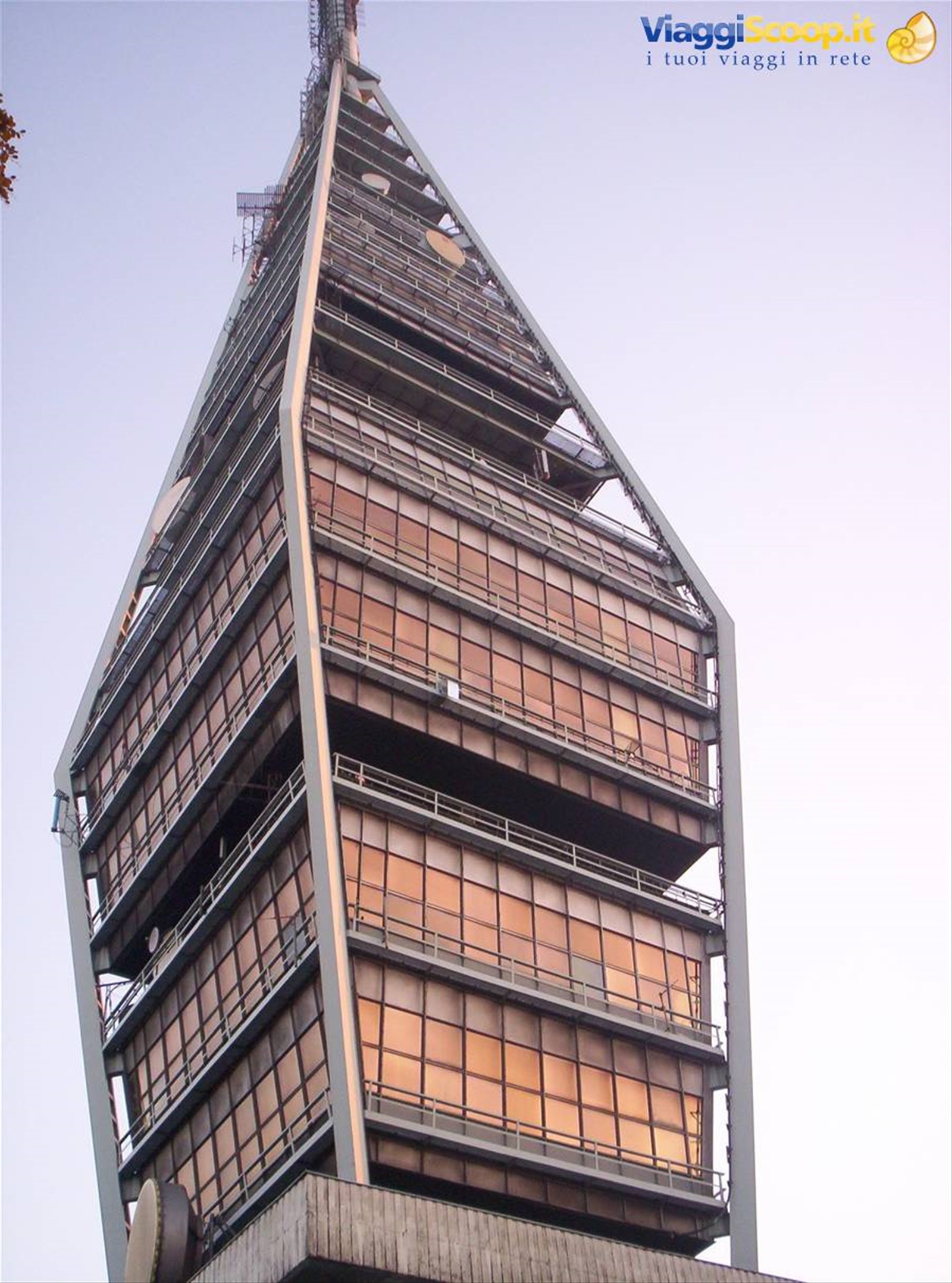 Piccoli Carpazi, torre televisiva