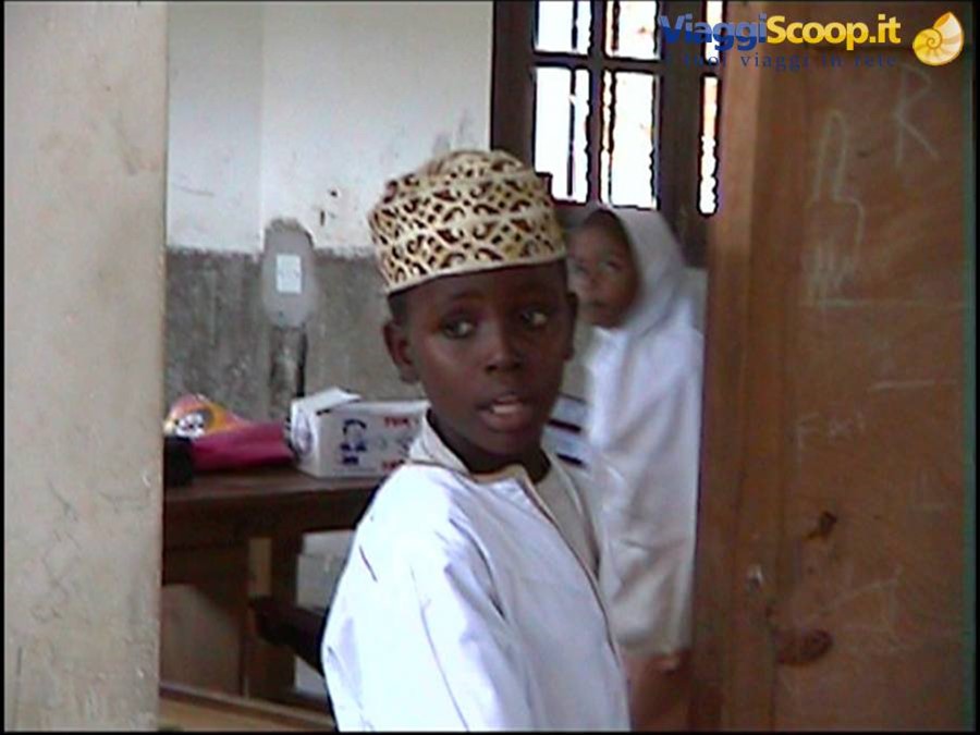 Malindi : bimbo nella scuola islamica