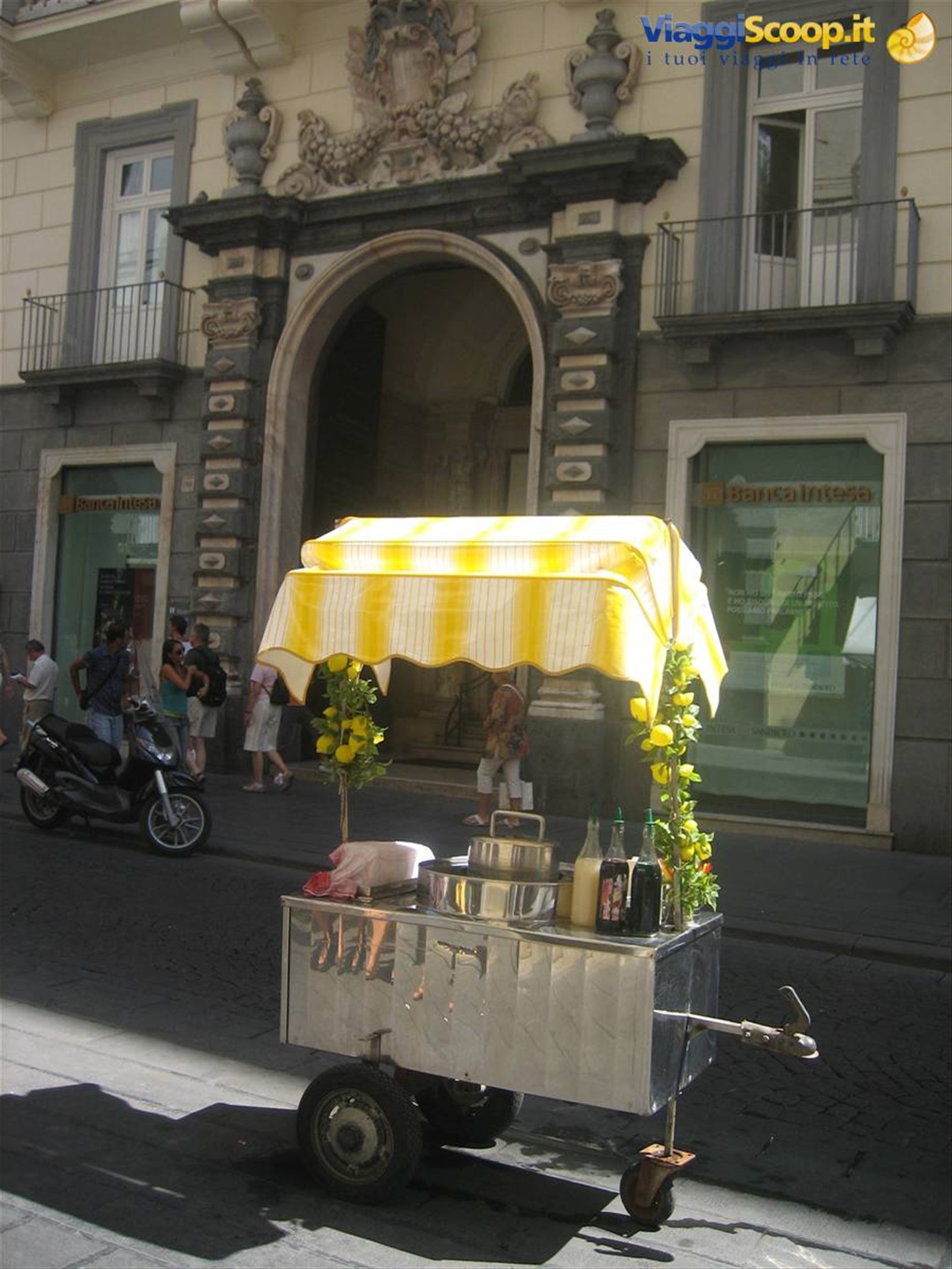 Il carretto del grattacheccaro