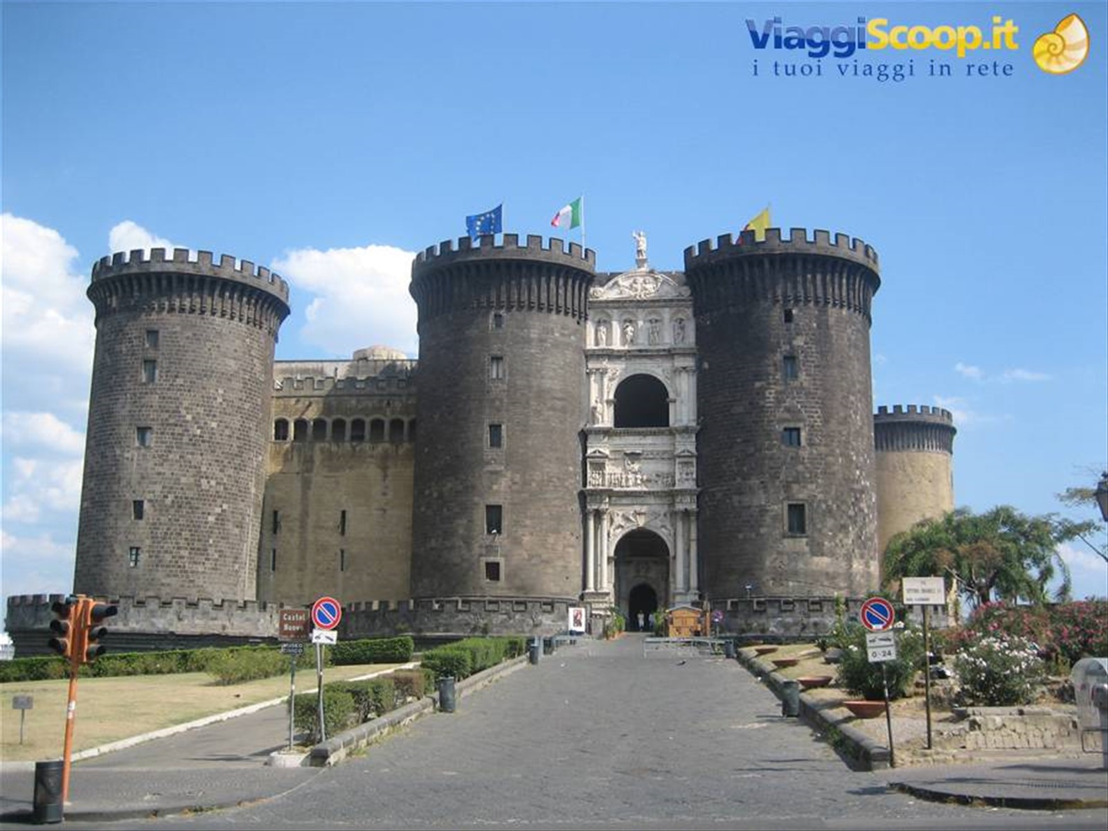 Castel Novo, detto il "Maschio Angioino"