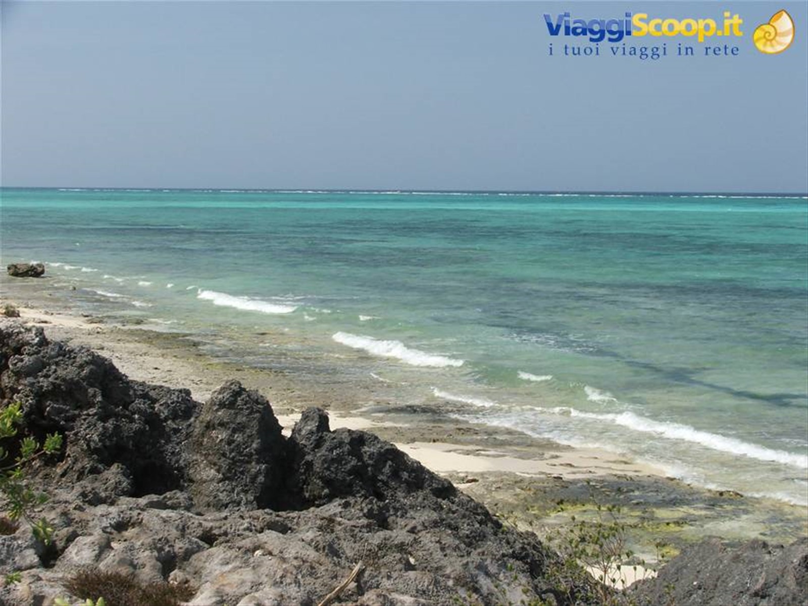 SPIAGGIA VISTA DAL RESORT