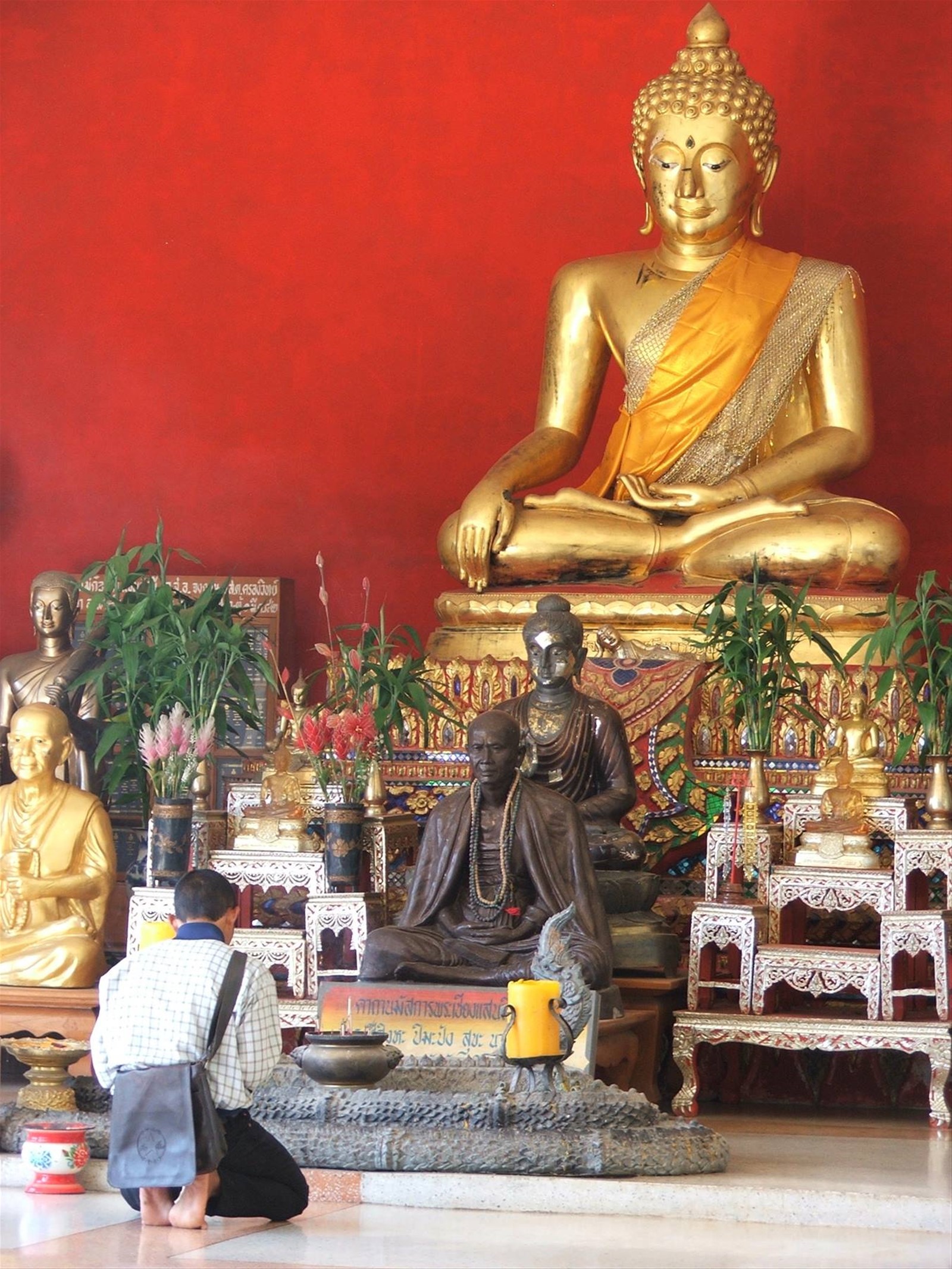 BANGKOK- BUDDA DI WAT SUTHAT