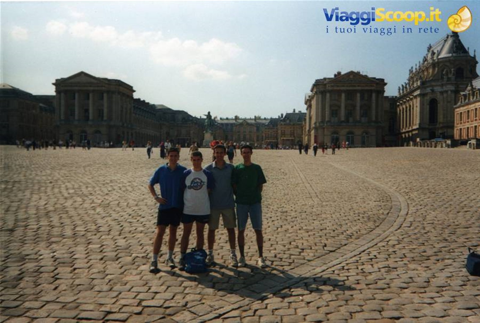 ENTRATA DEL PALAZZO DI VERSAILLES