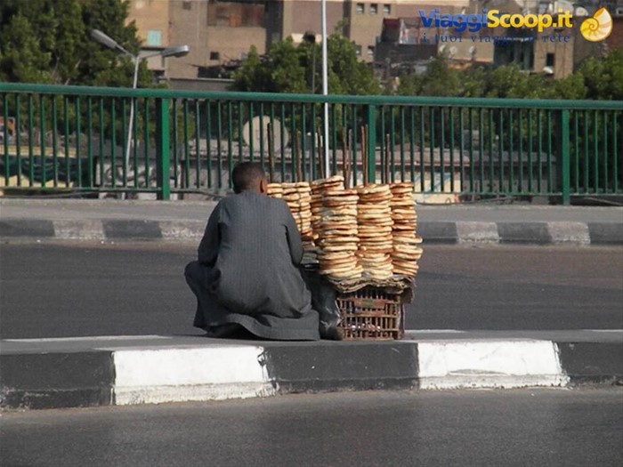 pane si vende x strada