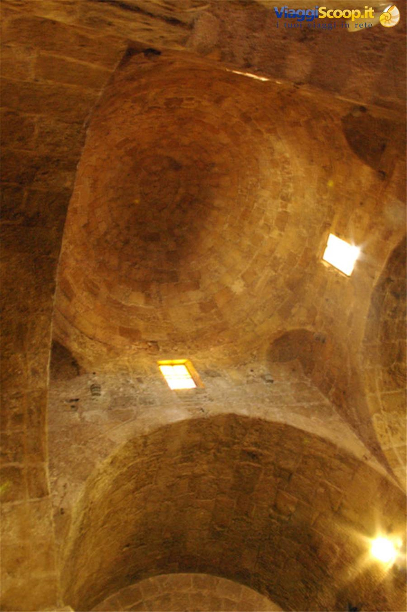 S. Antioco Interno dlla chiesa
