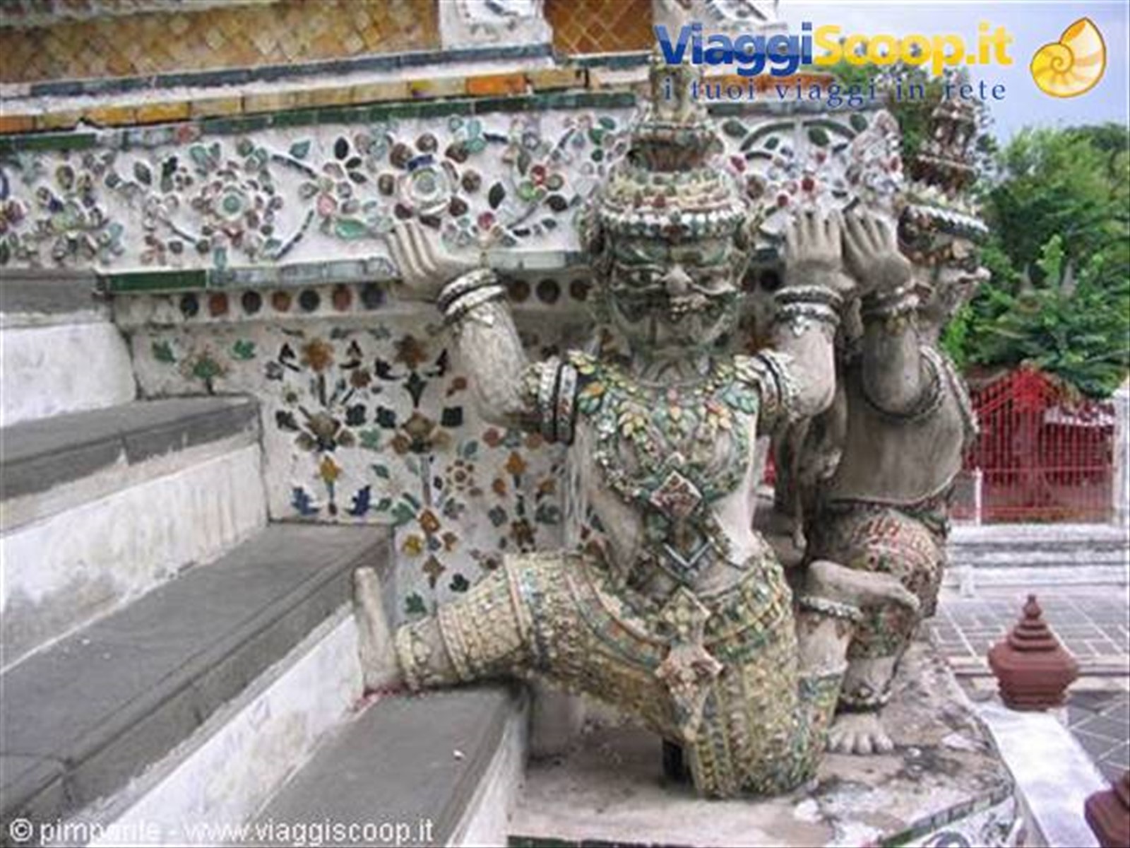 particolare wat arun