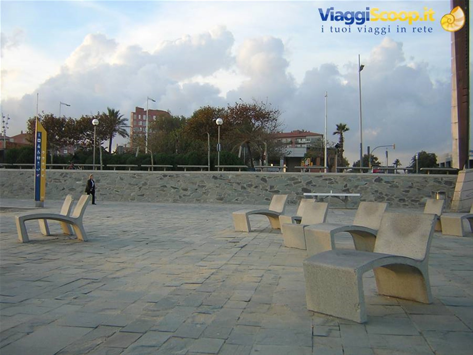 LUNGOMARE A BARCELLONA