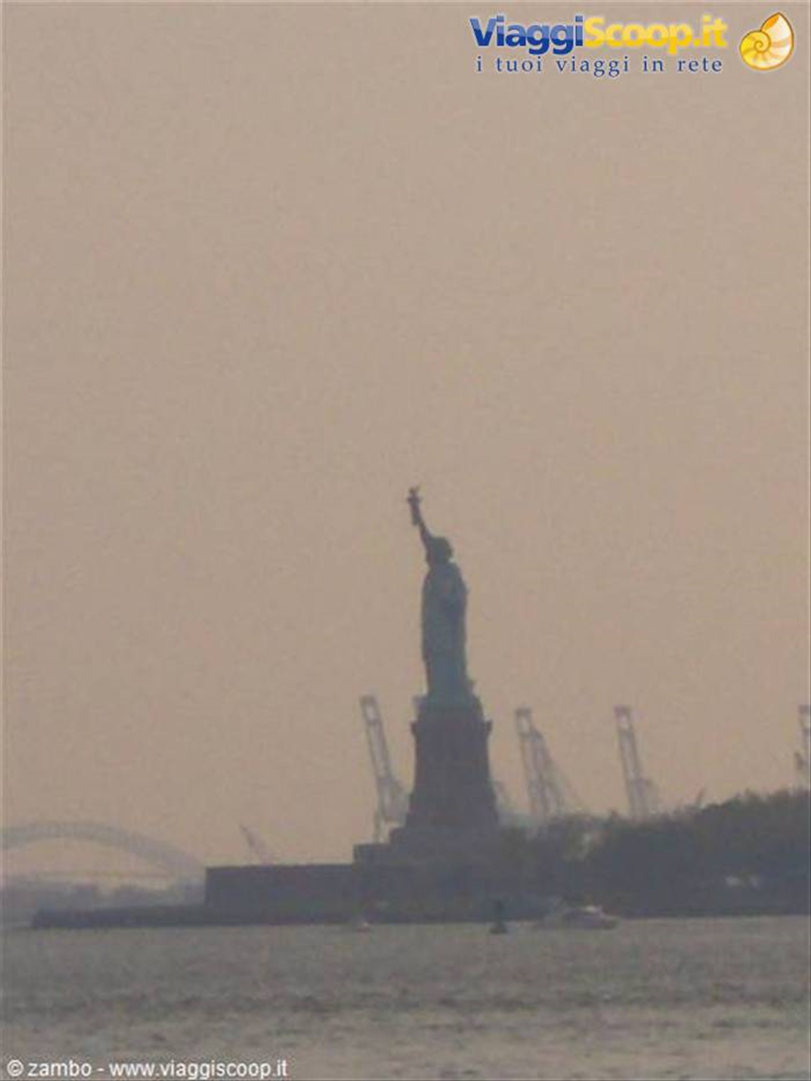 Staua Della Libertà....da Lontano