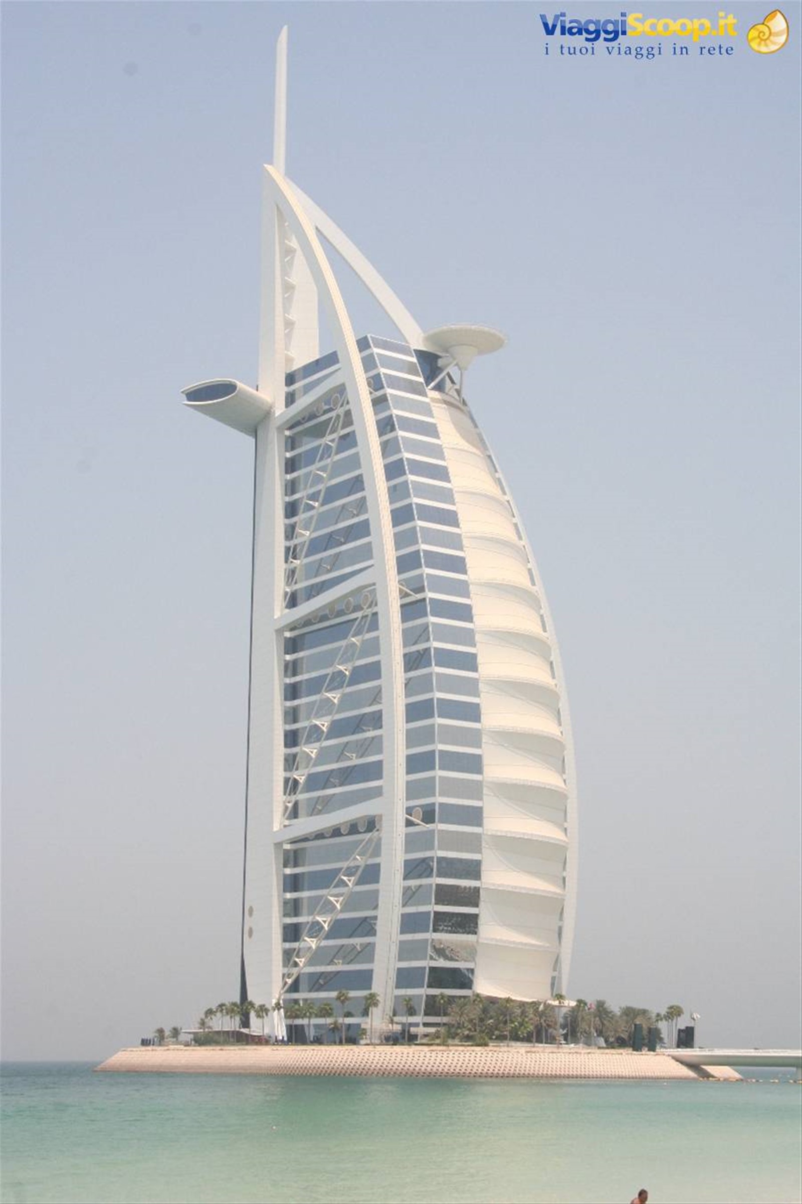 Burj al Arab dalla spiaggia
