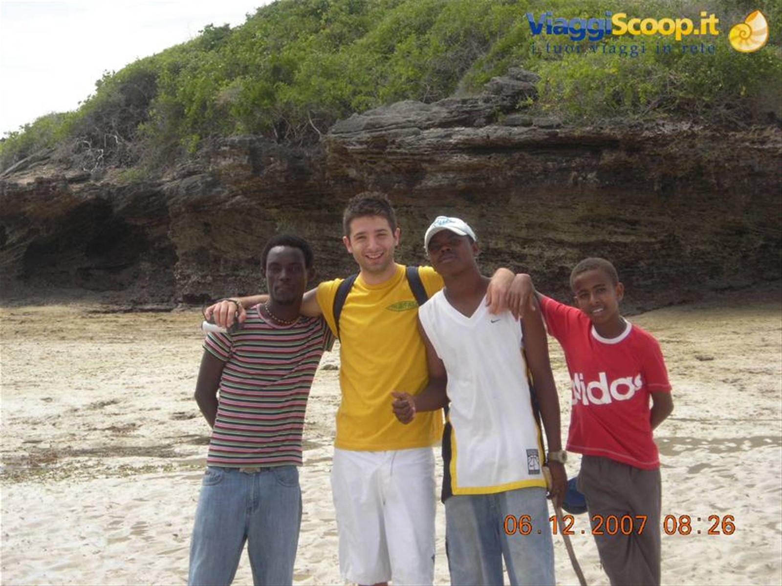 BOB, LAPO, SALIM E BATTERIA