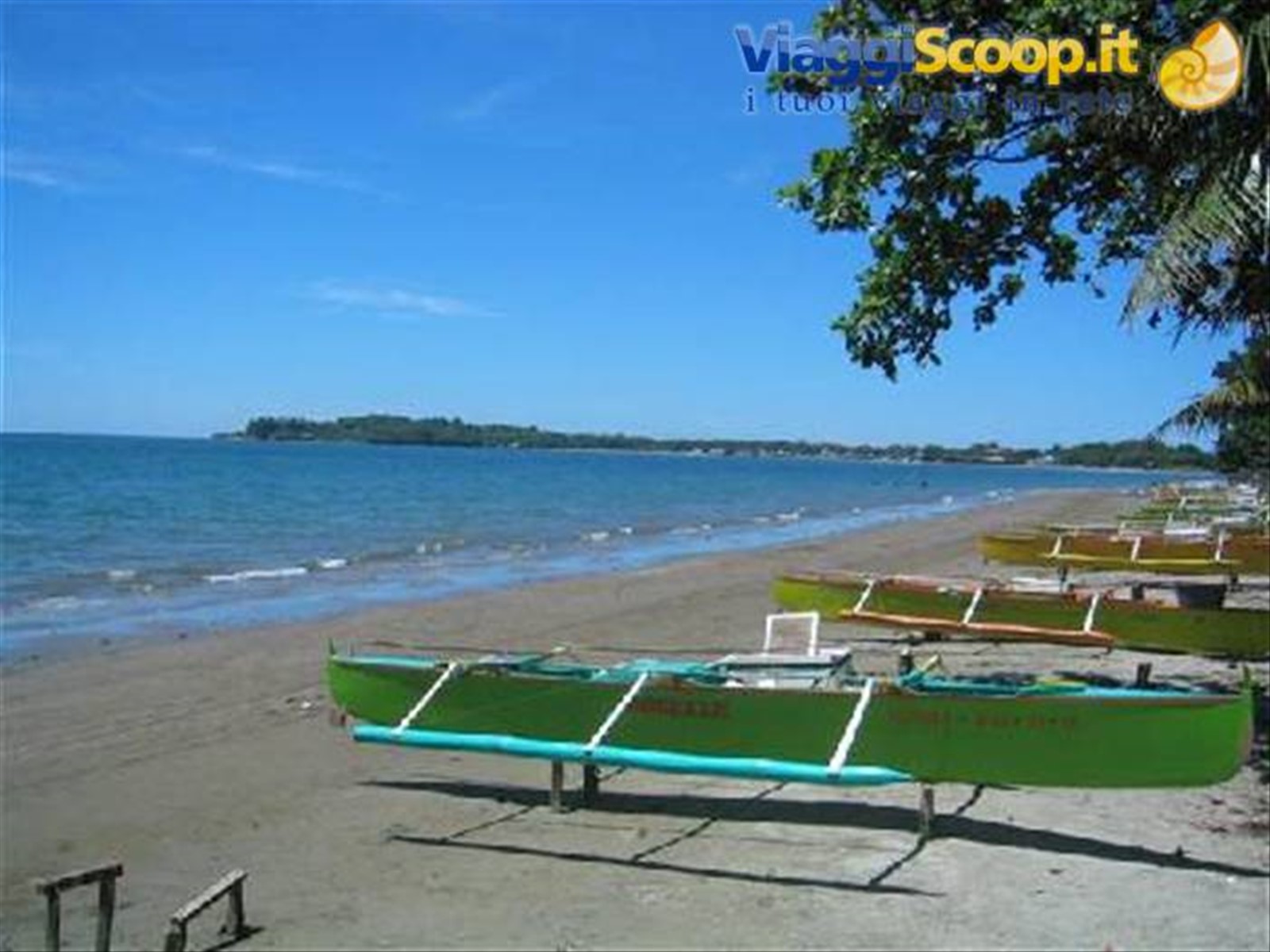 tipica barca di bauang