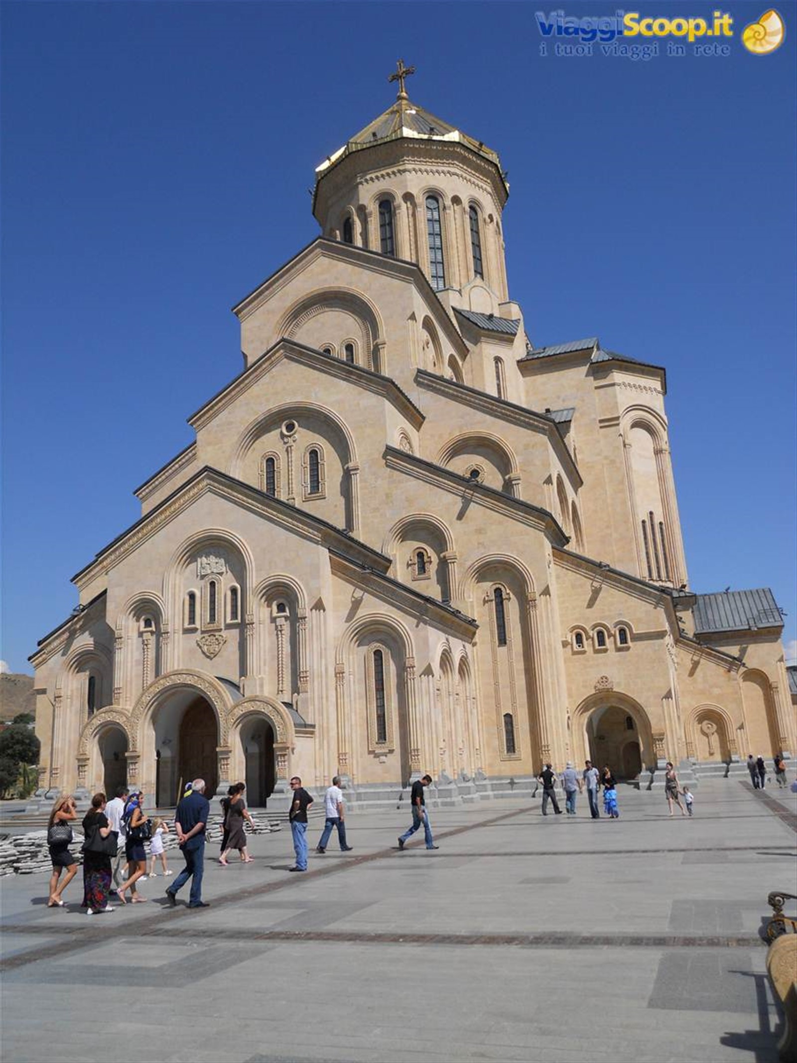 Tblisi Cattedrale di Tsminda Sameba