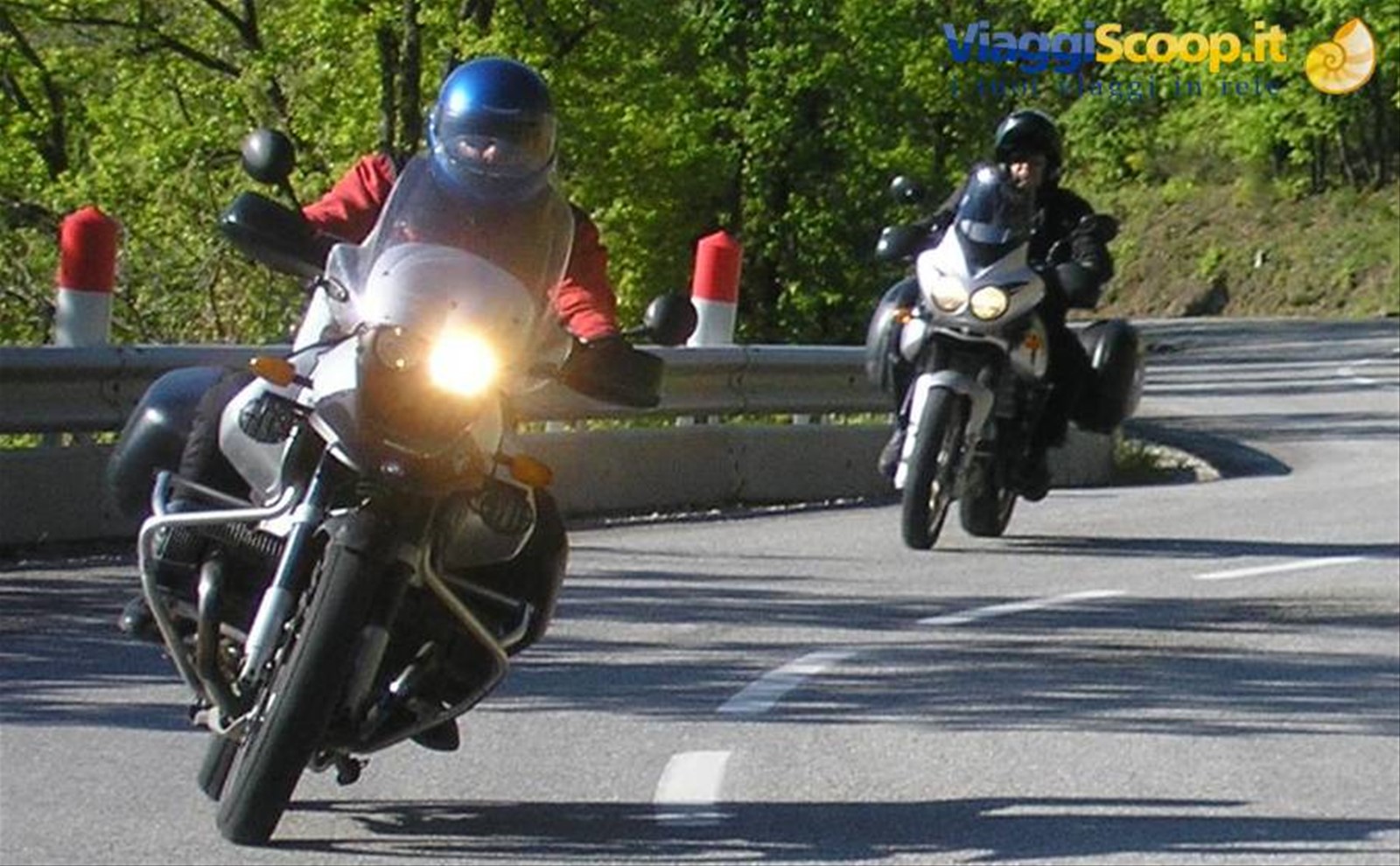 in moto sulle strade della Provence