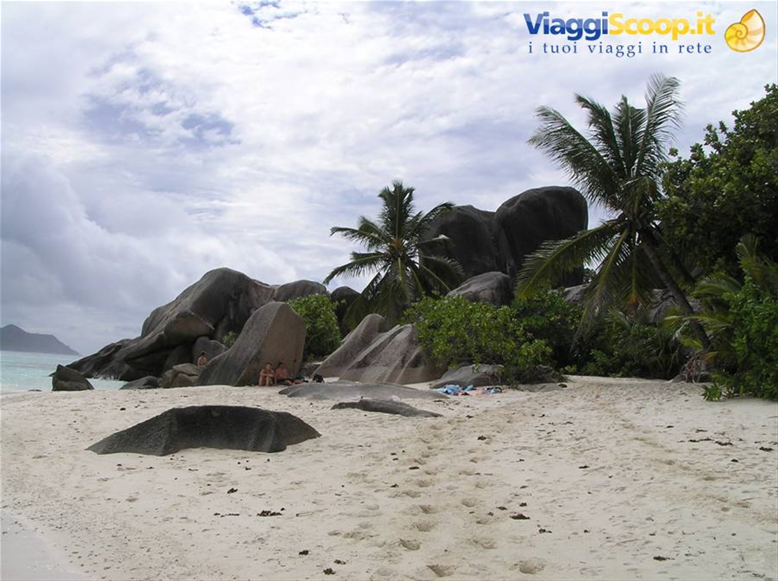 ANSE SOURCE D'ARGENT - LA DIGUE