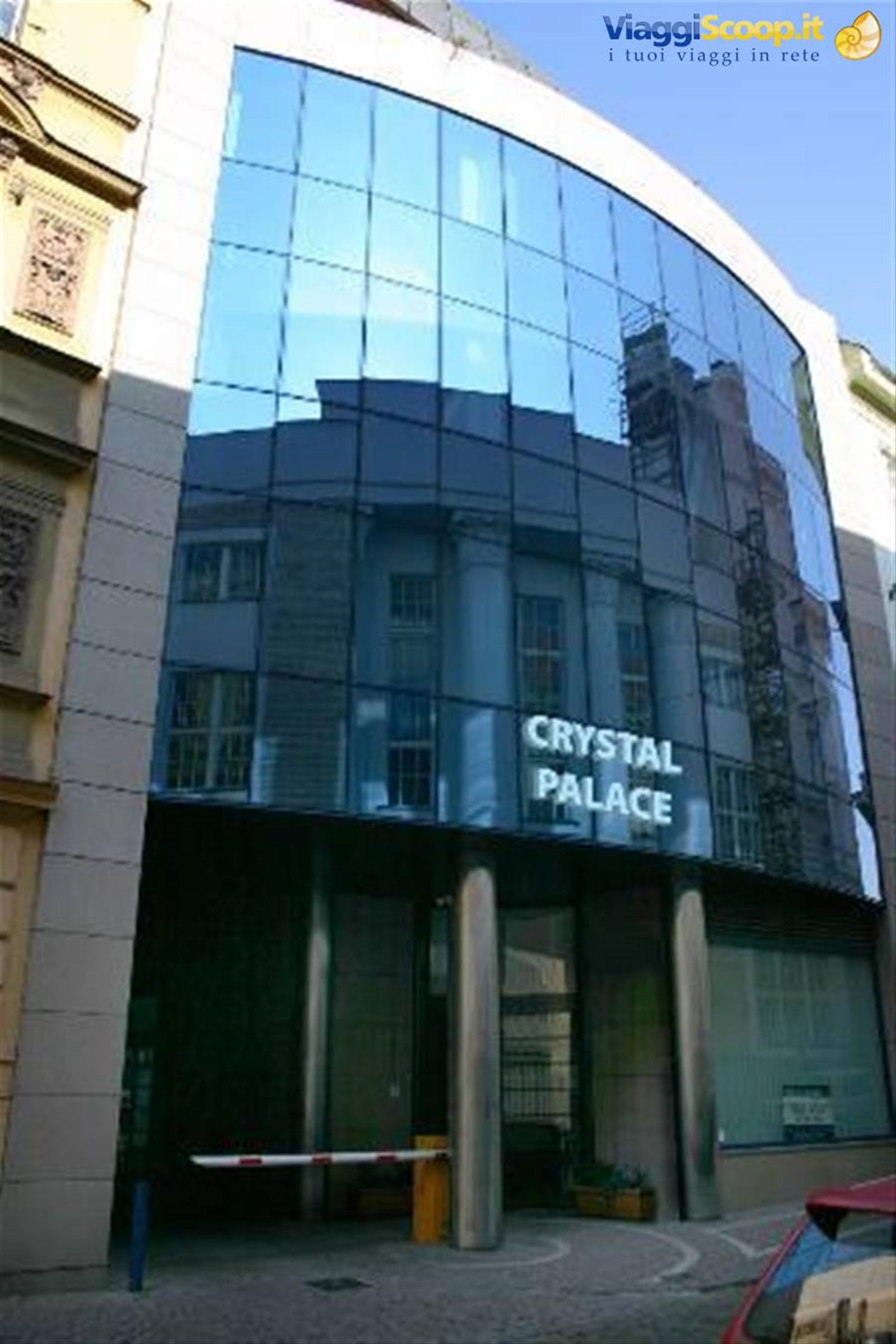 Entrata hotel