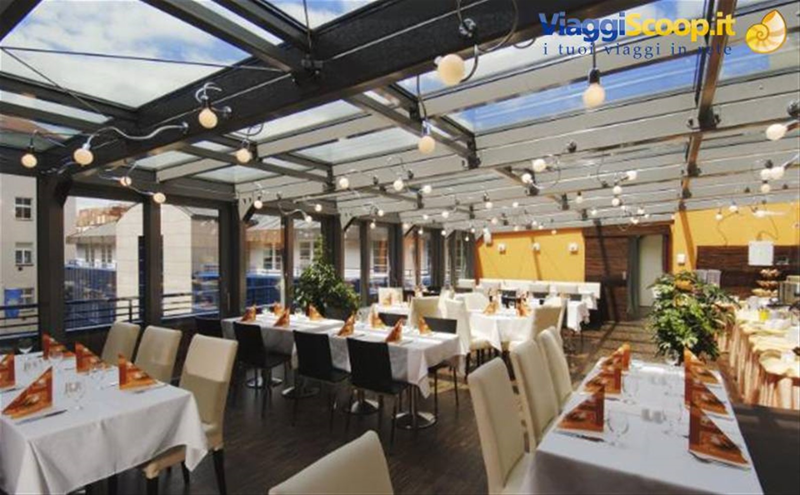 Breakfast room hotel