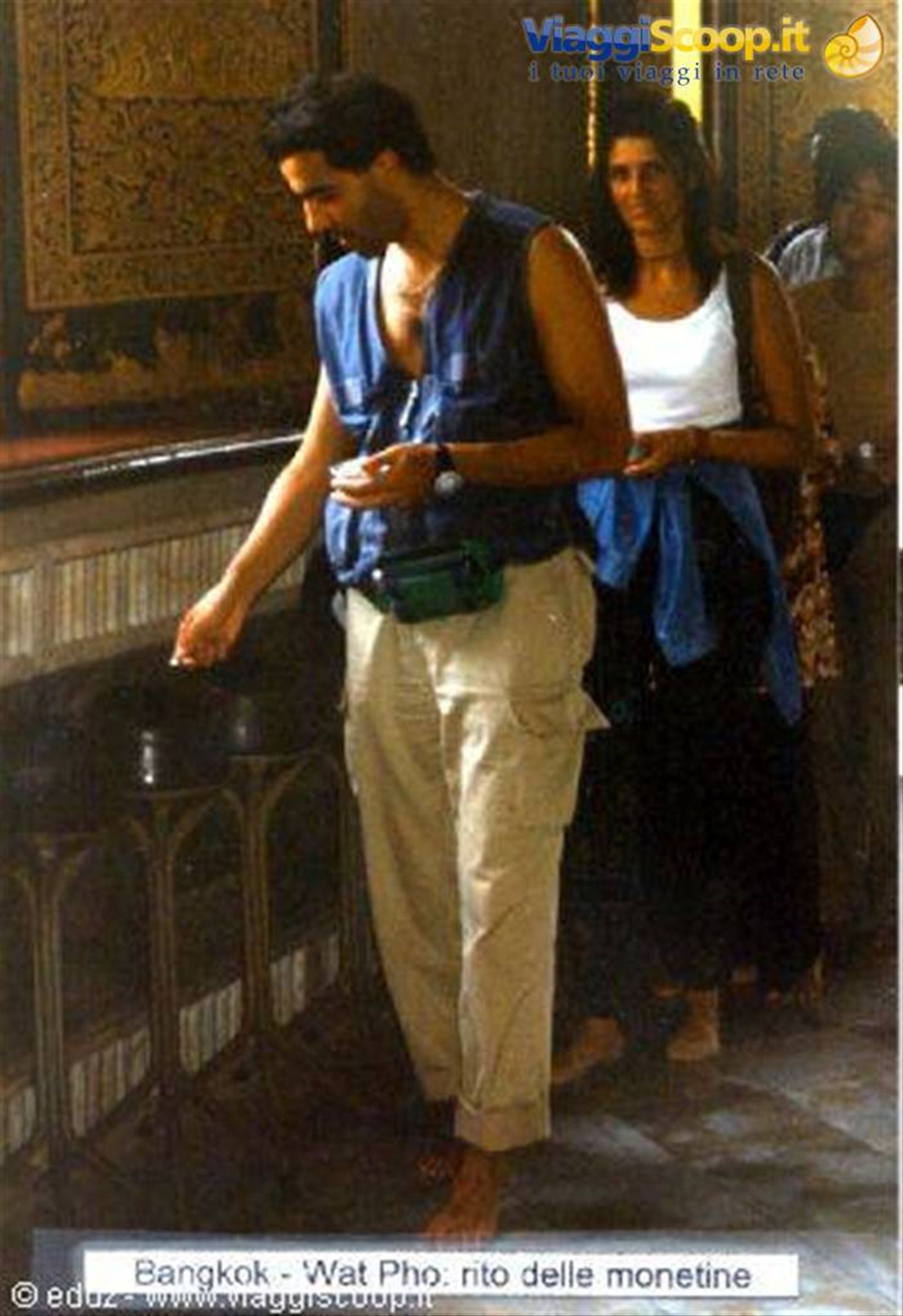 Bangkok - Wat Pho rito delle monetine