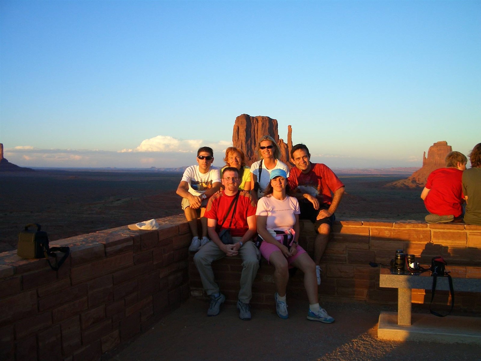 foto di gruppo al tramonto