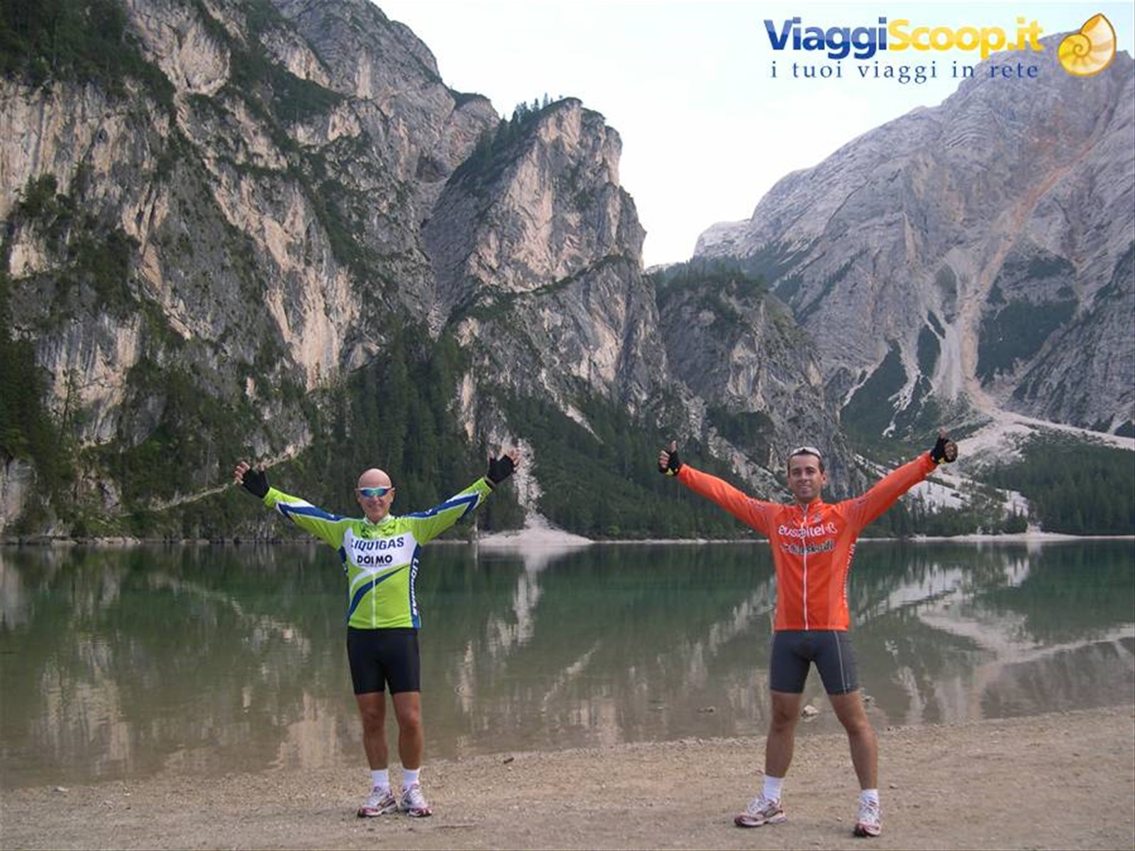 INSIEME A MIO PADRE LUCIANO AL LAGO DI BRAIES . . . "LA PERLA DEI LAGHI DOLOMITICI"