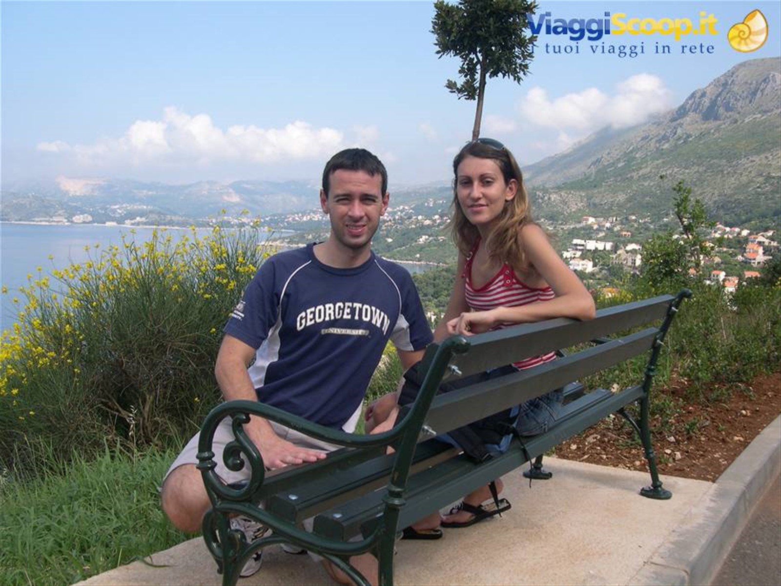 UNO STOP LUNGO LA STRADA PER GODERCI IL PANORAMA . . .
