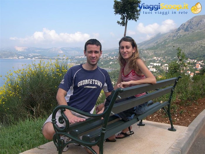 UNO STOP LUNGO LA STRADA PER GODERCI IL PANORAMA . . .