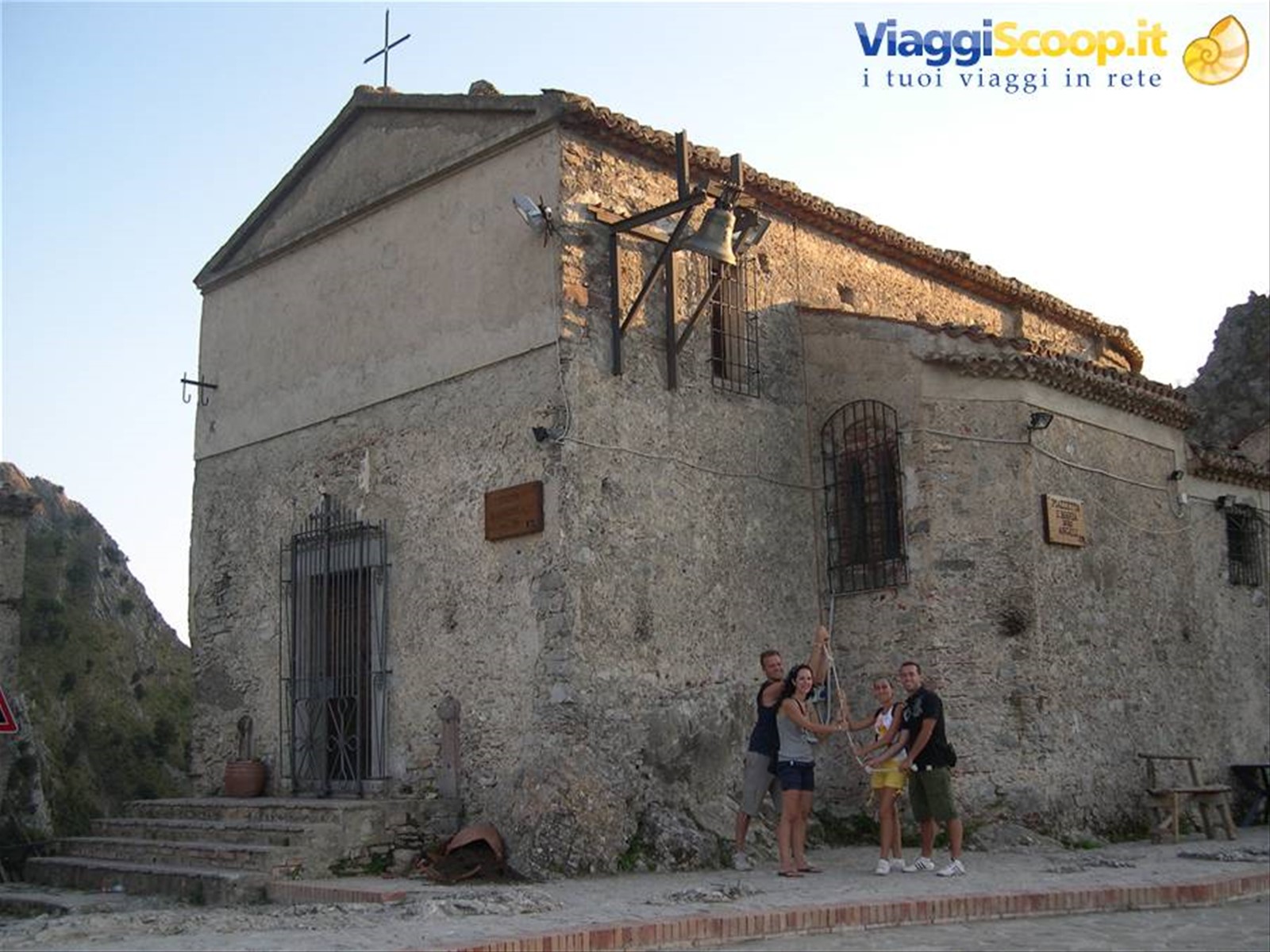 LA CHIESA DEL BORGO ED I SUOI CAMPANARI
