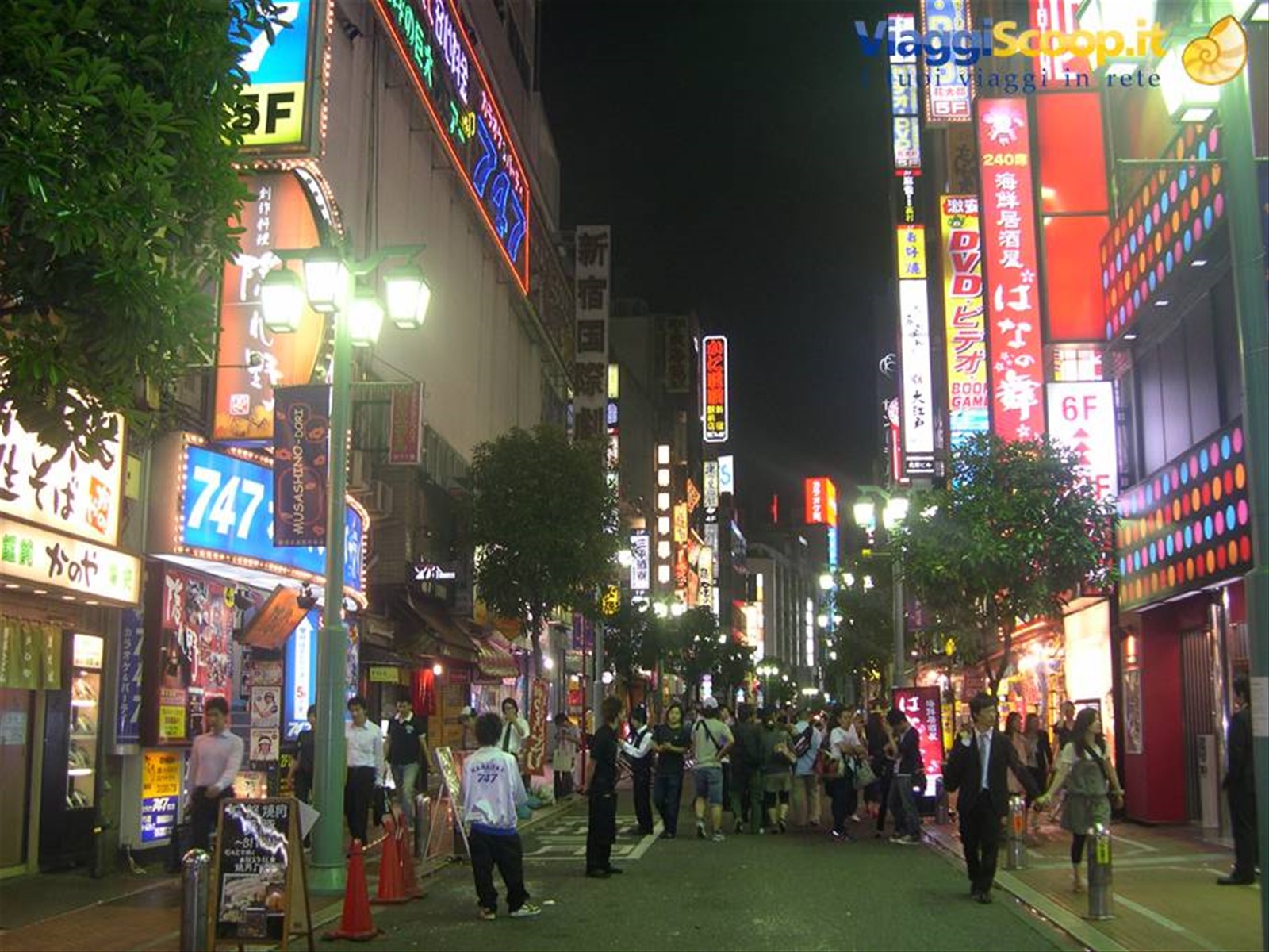 SHINJUKU DI NOTTE
