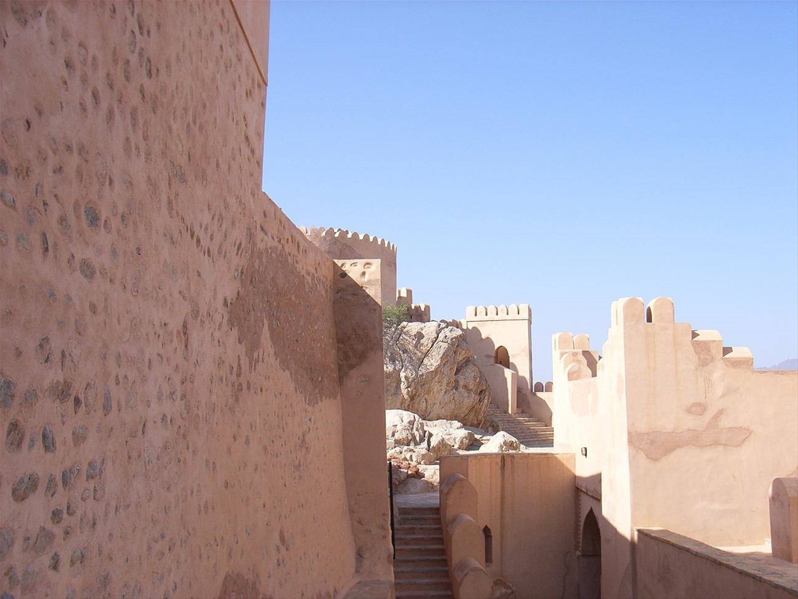 OMAN - FORTE DI NAKNL