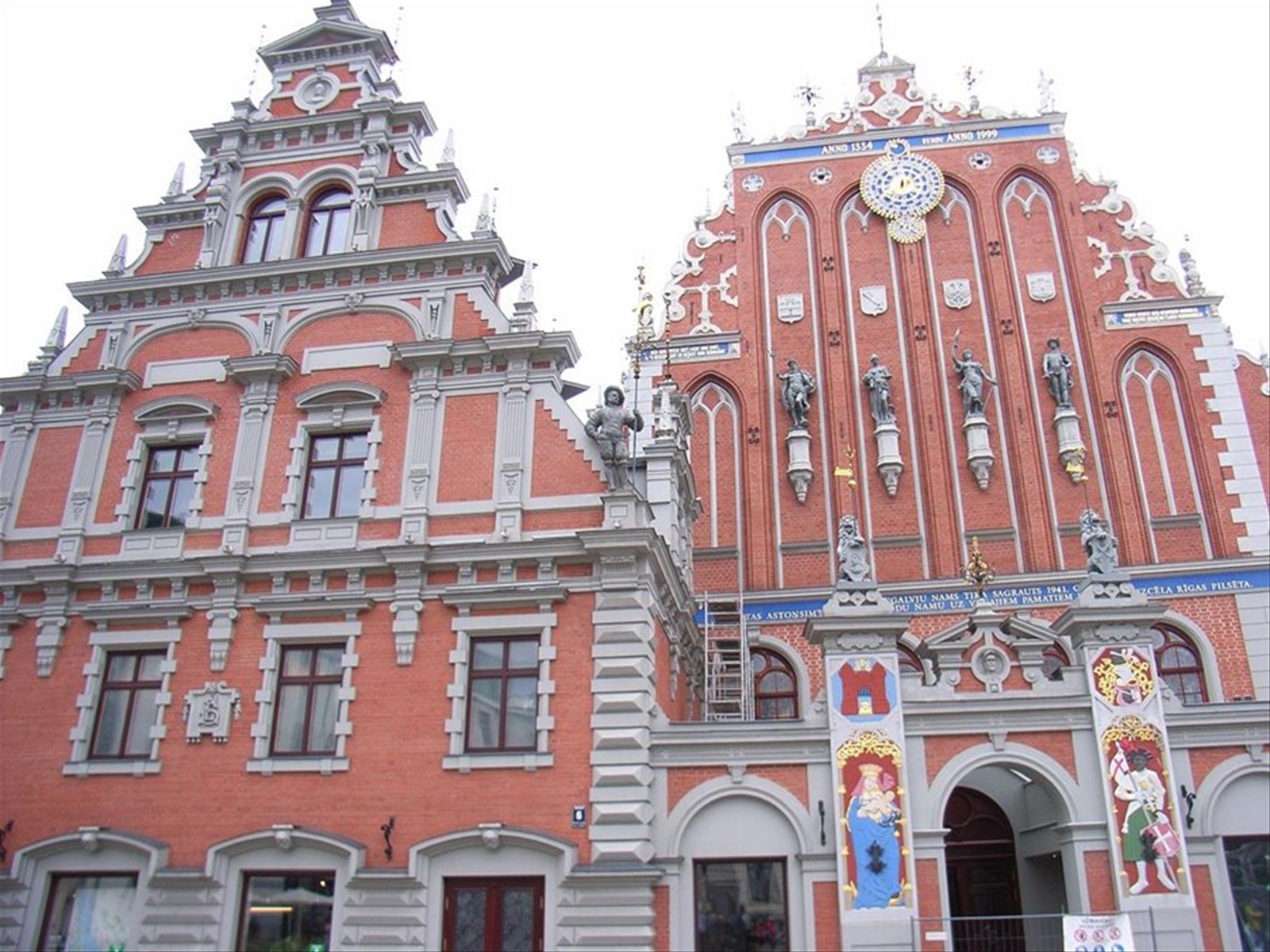 LETTONIA - RIGA - CASA DELLA TESTA NERA
