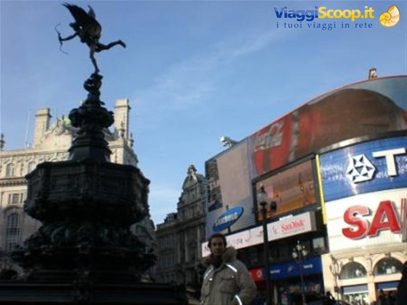 Cupido In Piccadilly Circus