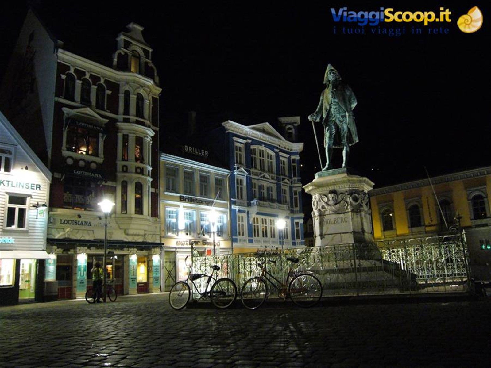 Norvegia - Bergen by night