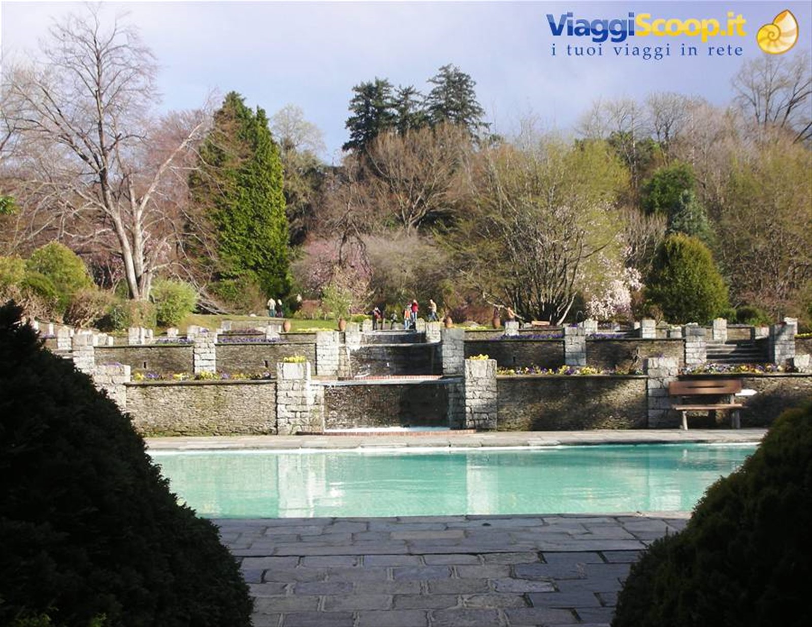 terrazzamenti con piscina