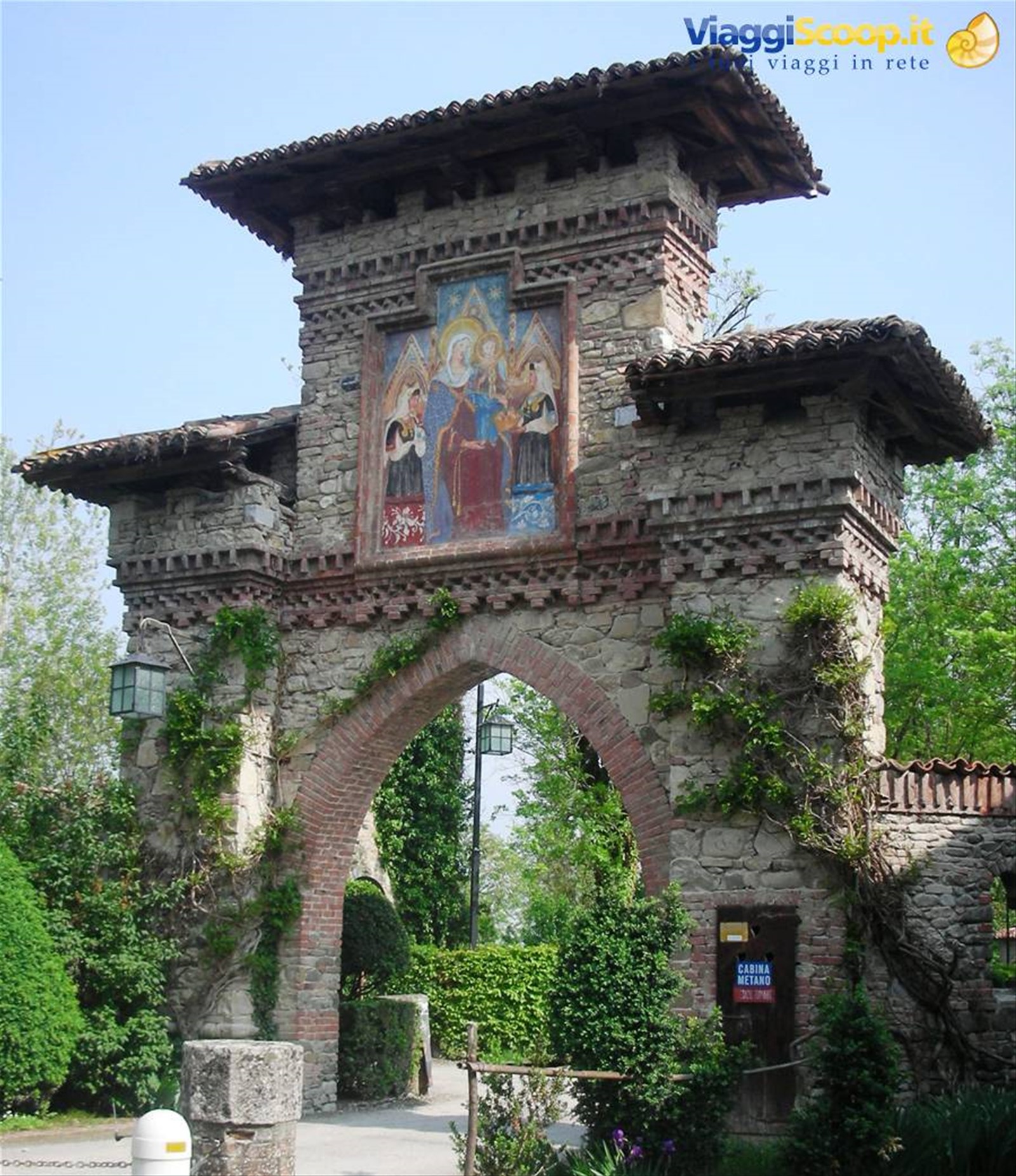 entrata al borgo