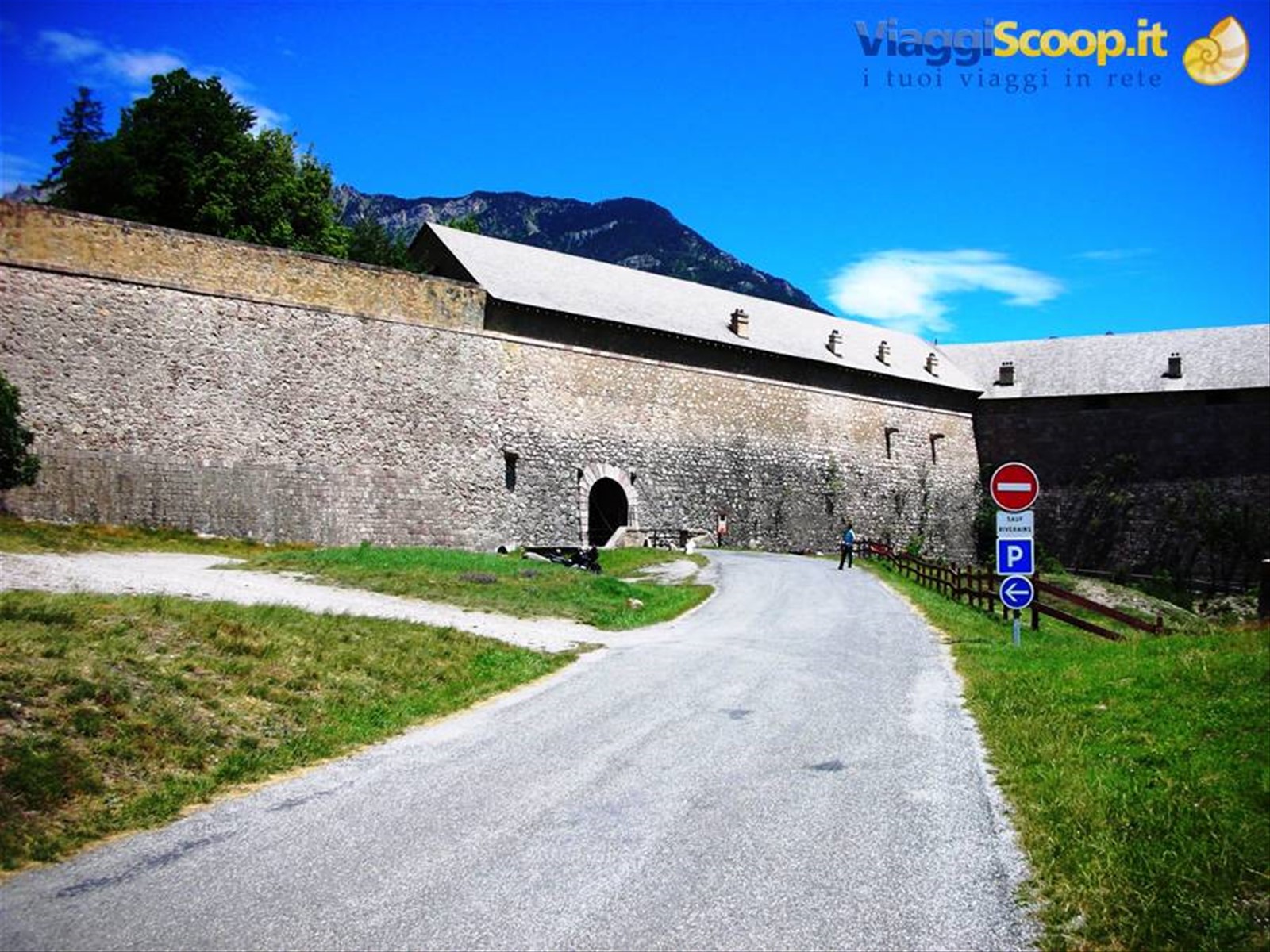 mura della città lato di Embrun