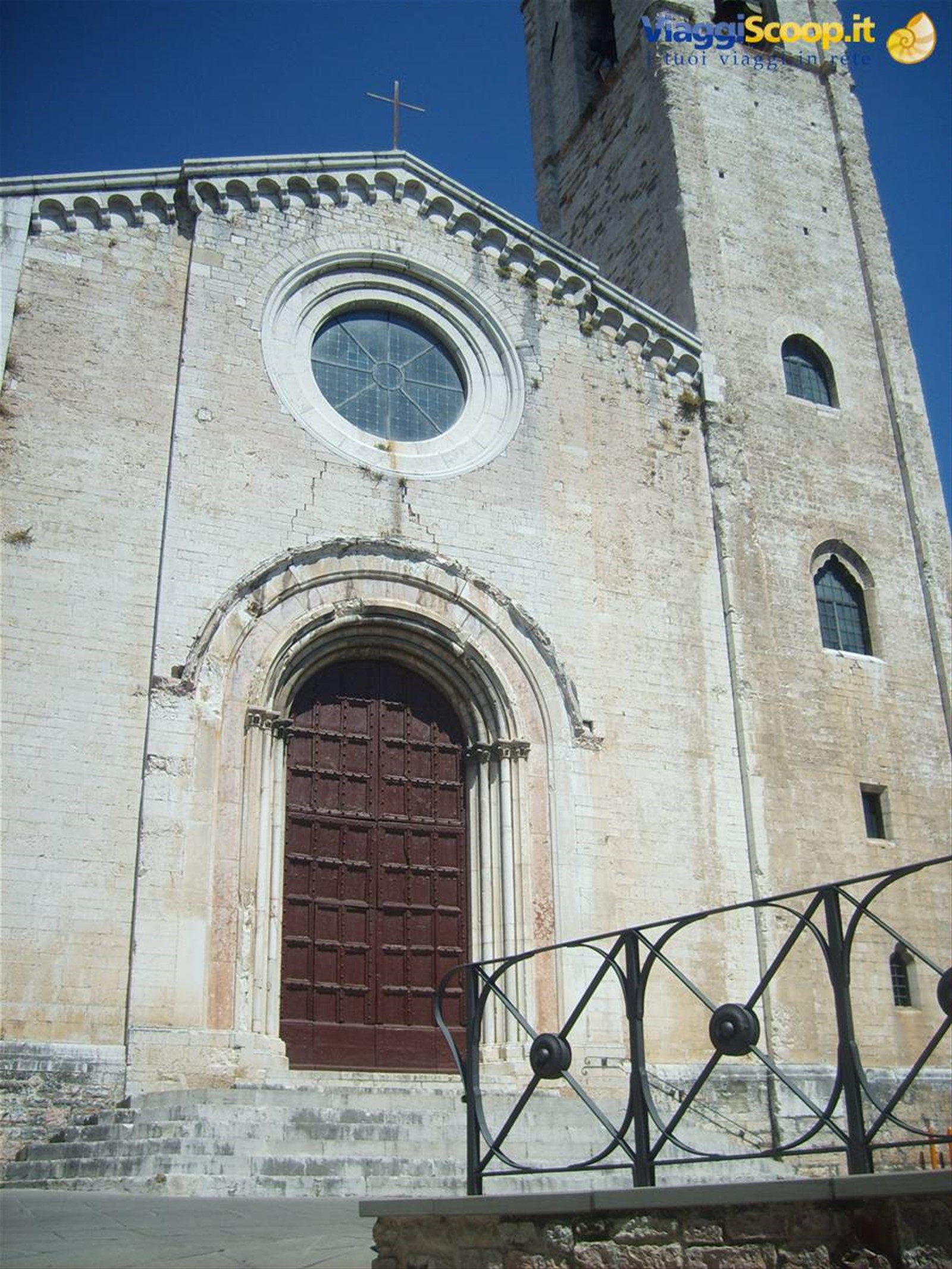 chiesa di san giovanni a gubbio, set di dan matteo