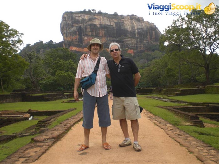 Io e Tonino nel parco di  Sigiriya