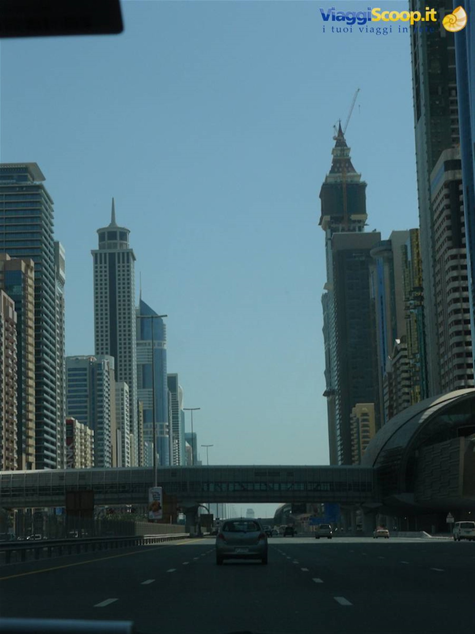 Attraversando Dubai