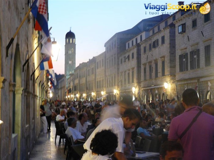 DUBROVNIK - Stradun 