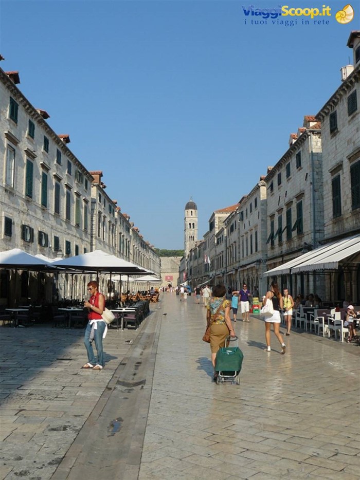 DUBROVNIK - Stradun