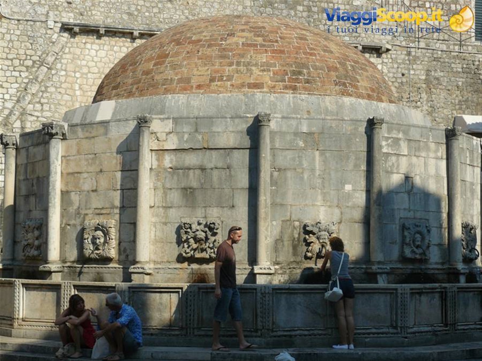 DUBROVNIK - Grande Fontana di Onofrio