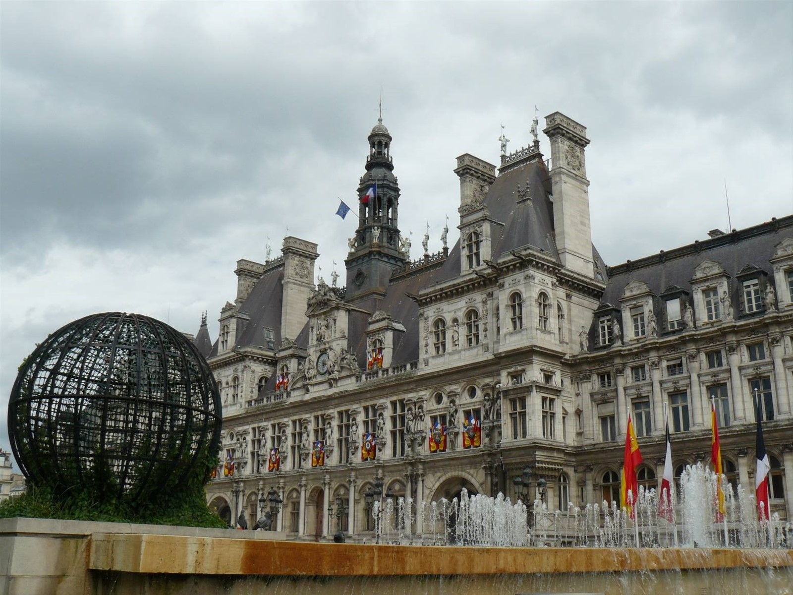 Hotel de Ville