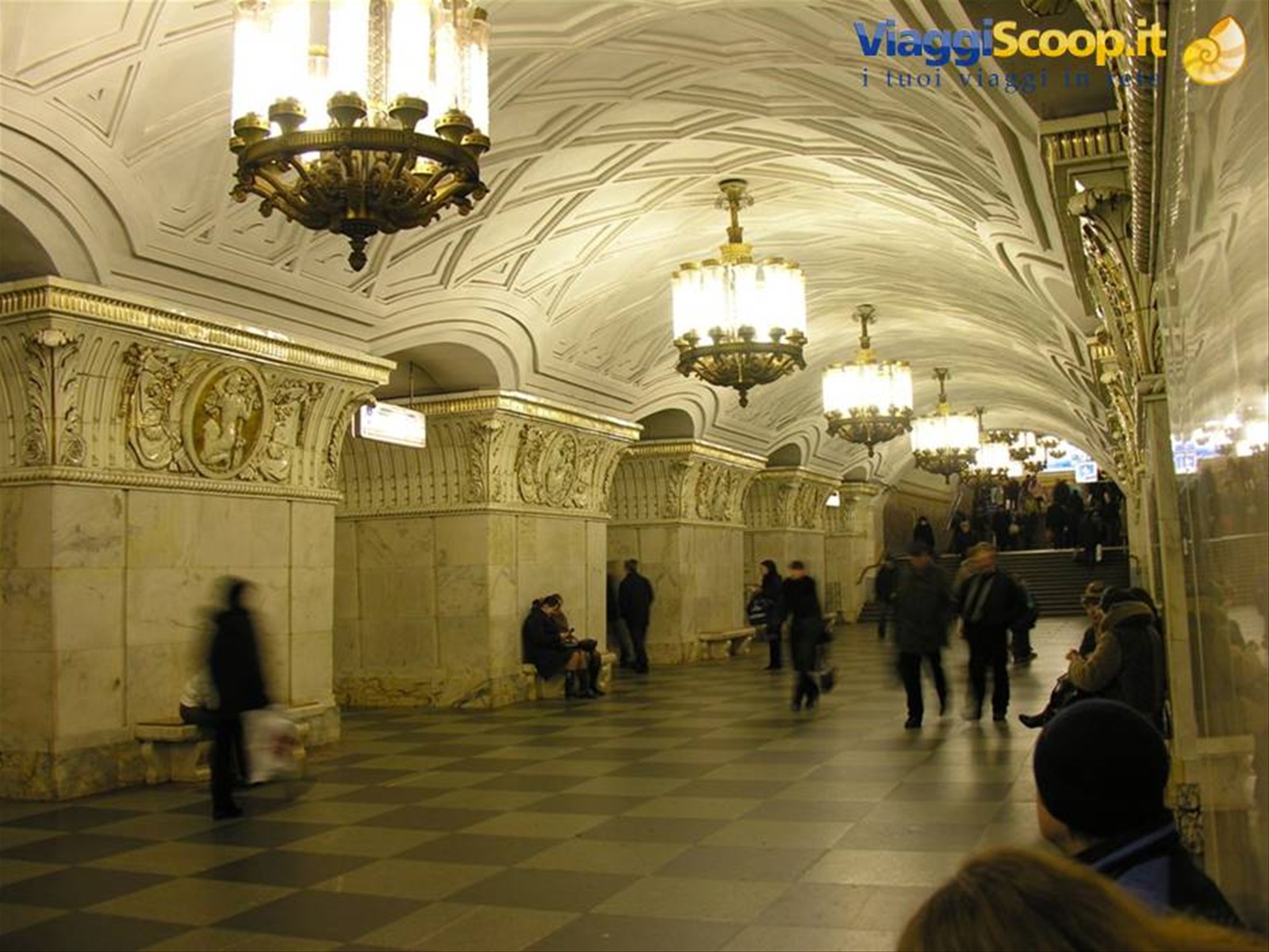 Metropolitana - Fermata Prospect Mira