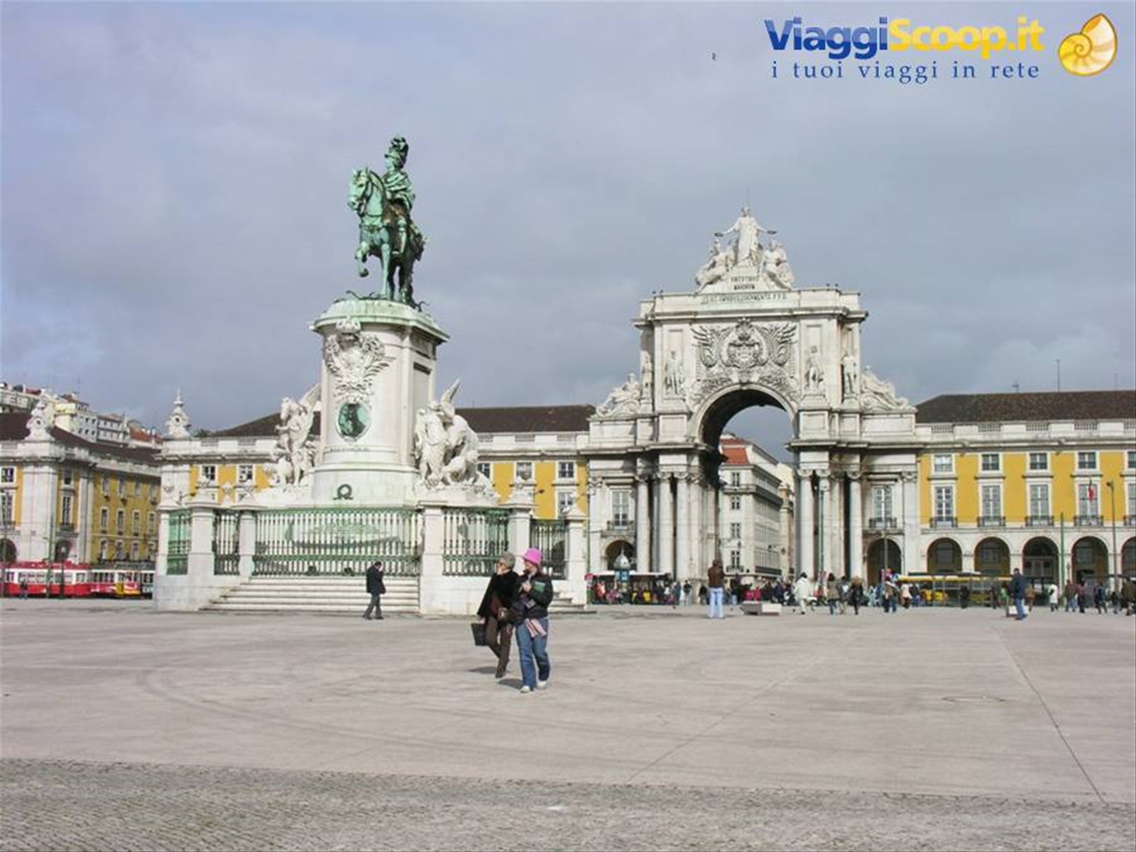 Lisbona-Plaza do commercio