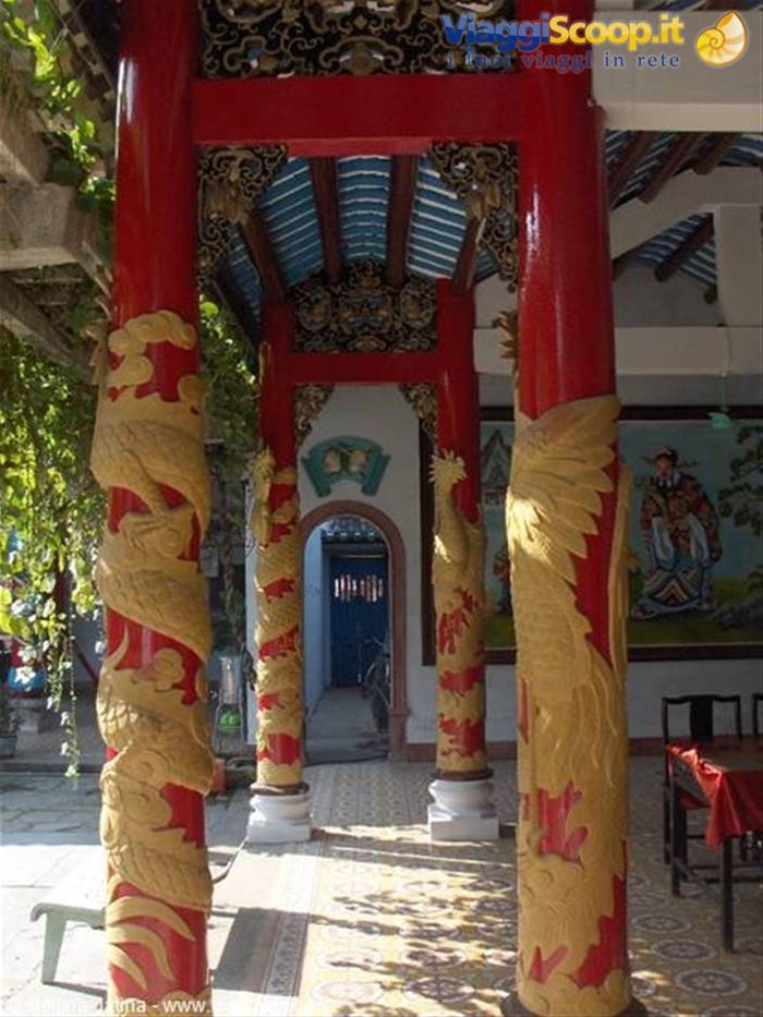 Hoi An: le case antiche, congregazioni e altari