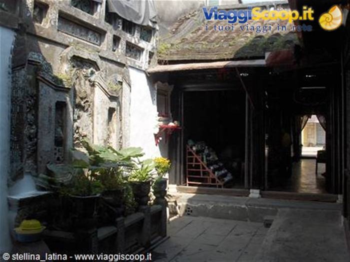 Hoi An: le case antiche, congregazioni e altari - INTERNO DI ABITAZIONI