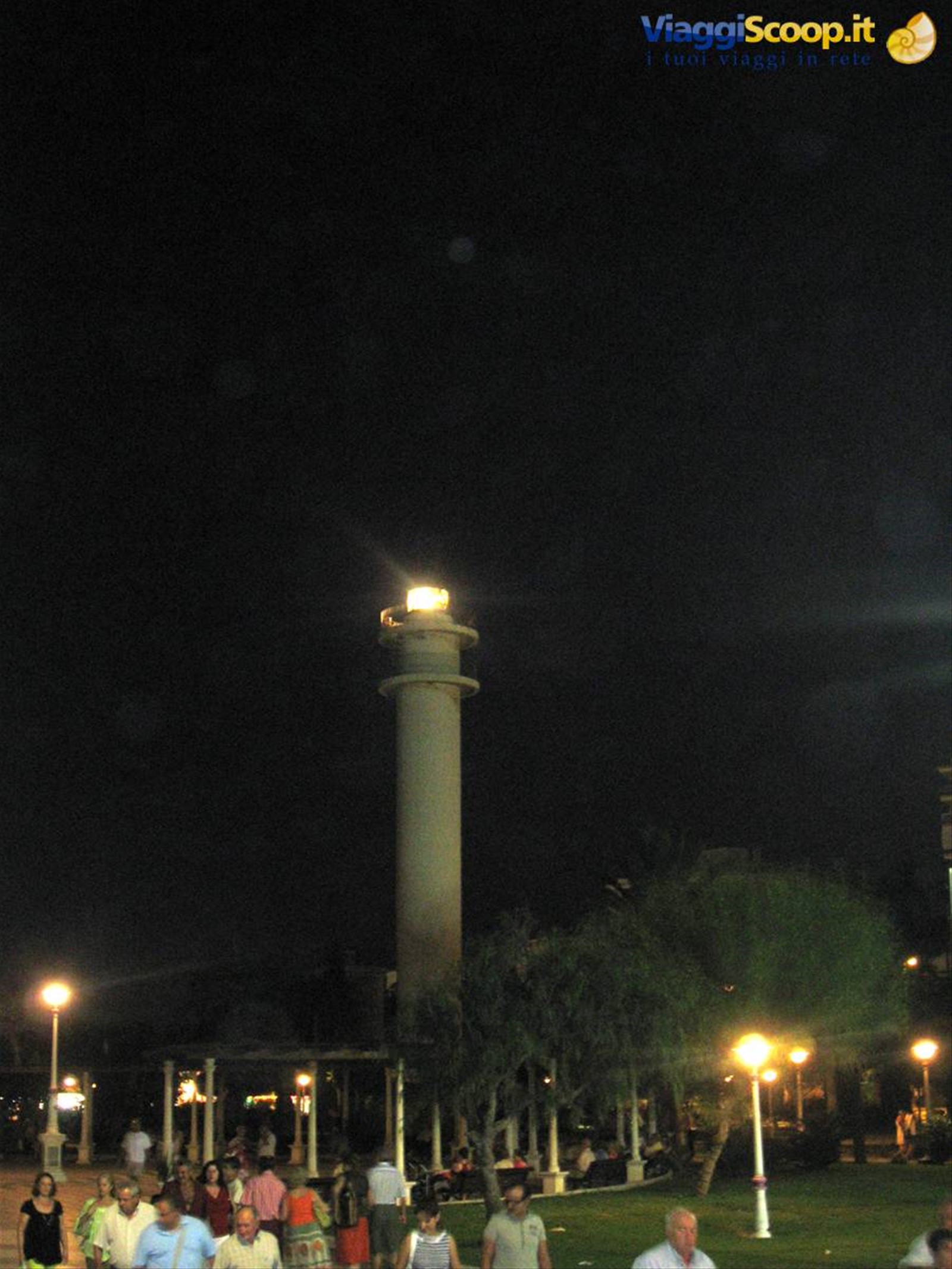 Il faro di Torre del Mar