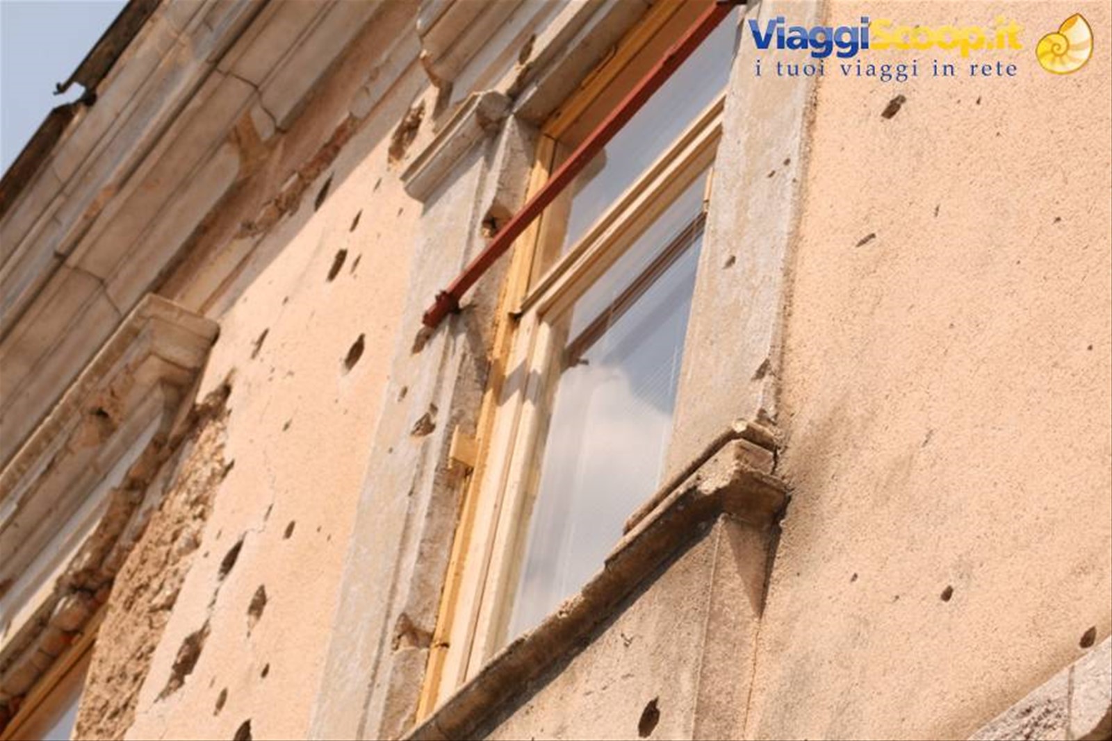 Particolare di una casa a Mostar