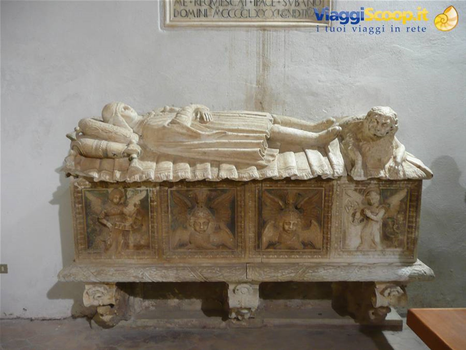 S.Marco d'Alunzio- sarcofago dei Principi Filangeri