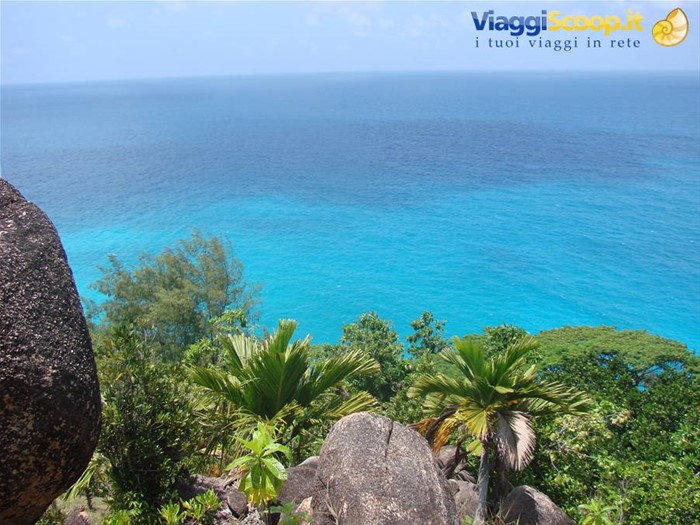 panorama visto dal sentiero sopra ad anse georgette